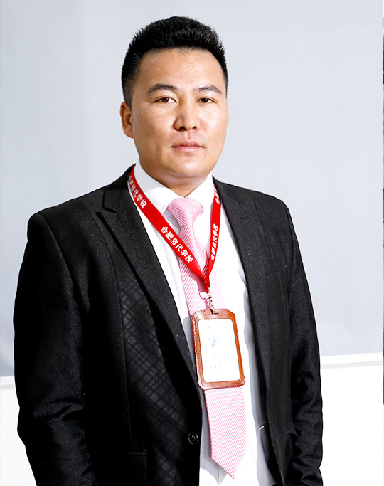 雍雨——政教主任