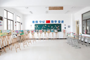 幼师教师绘画展示